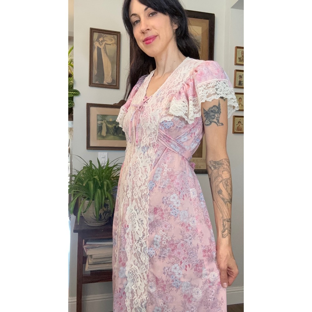 Vintage 70s Pink Floral Prairie Maxi Dress Lace Trim Empire Waist Cottagecore - Picture 10 of 10